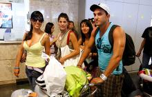 Muchos cruceros pero poco gasto Pasajeros desembarcando de un crucero